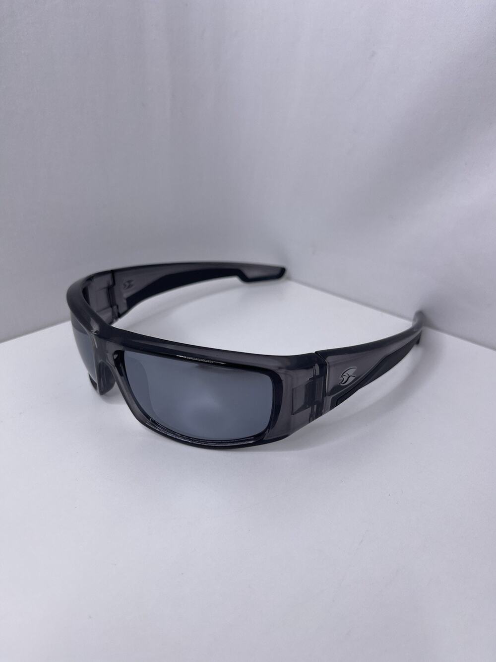 Wrap Around Polarized Sunglasses Smoke Lens Gray Frame Sports Driving Case